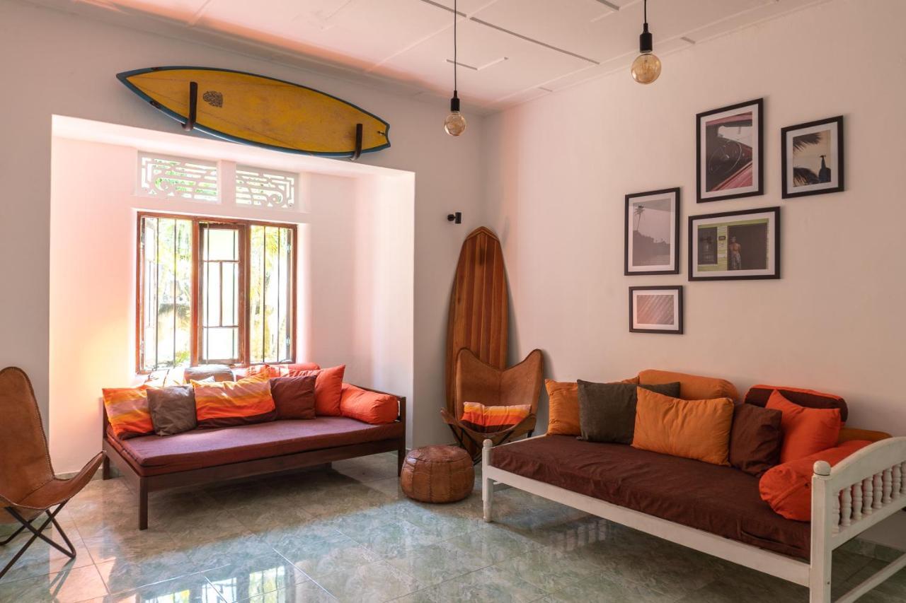 Lotus Surf And Wellness Apartamento Ahangama Exterior foto