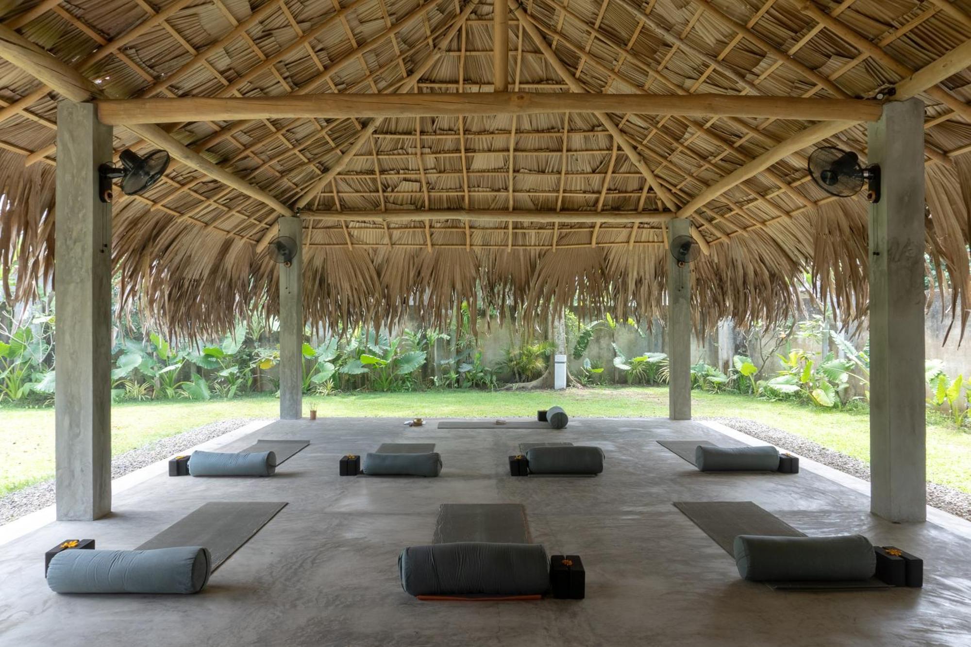 Lotus Surf And Wellness Apartamento Ahangama Exterior foto