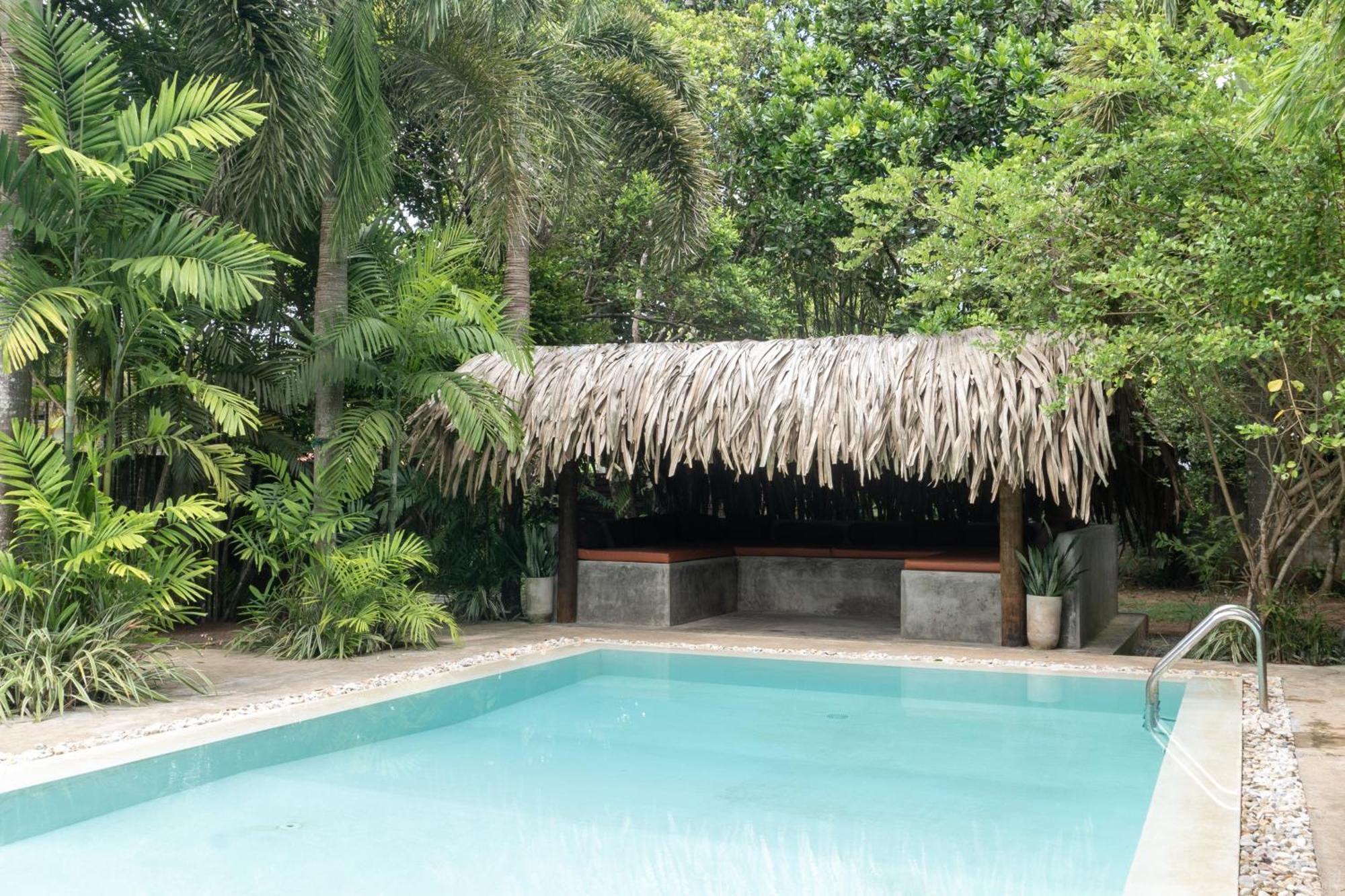 Lotus Surf And Wellness Apartamento Ahangama Exterior foto